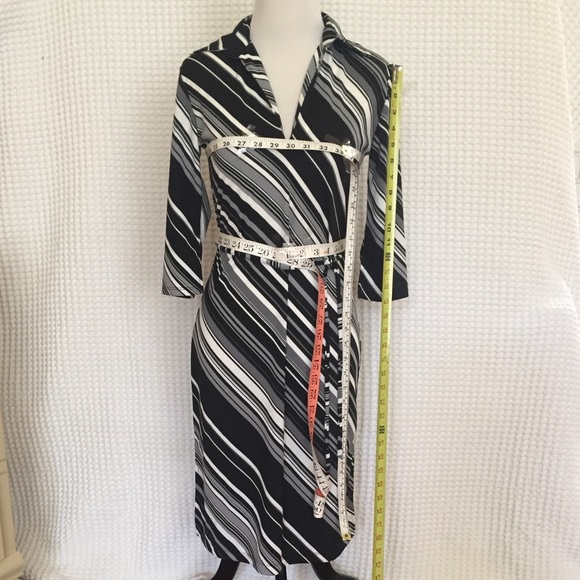 Express lady’s sheath dress - Picture 4 of 8